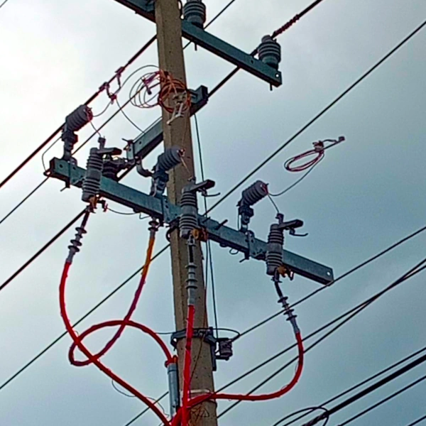 Servicio de diseño y ejecución de media tensión. - Maken.